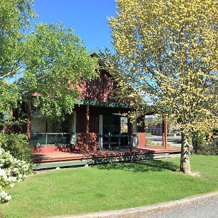 Cedar Chalets And Barkers Lodge Methven Exteriér fotografie