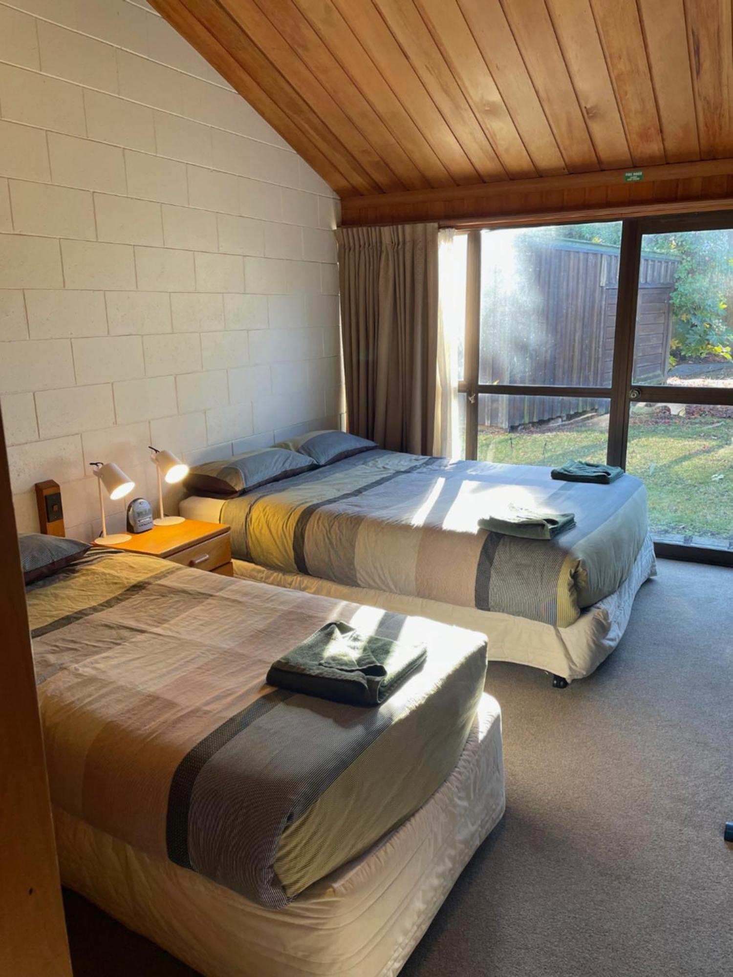 Cedar Chalets And Barkers Lodge Methven Exteriér fotografie