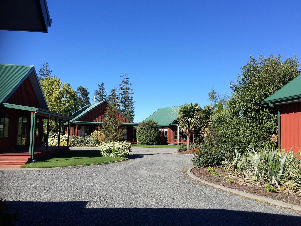 Cedar Chalets And Barkers Lodge Methven Exteriér fotografie